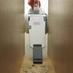 جارو شارژی بلک اند دکر مدل PV1820 